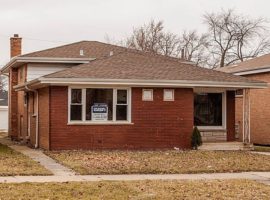156 E 122nd St, Chicago, IL 60628
