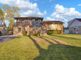 25 Stacy Ct Glenview