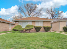 3834 Main St Skokie