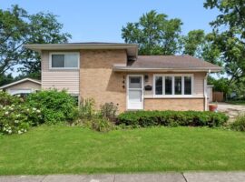 144 Westwood Dr Park Forest