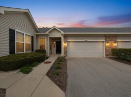 646 S Cadillac Cir , Romeoville, IL 60446