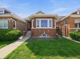 8016 S Perry Ave , Chicago, IL 60620