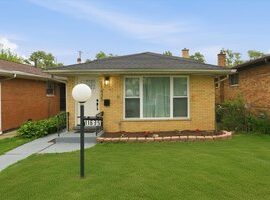 11635 S Bishop Street, Chicago, IL 60643